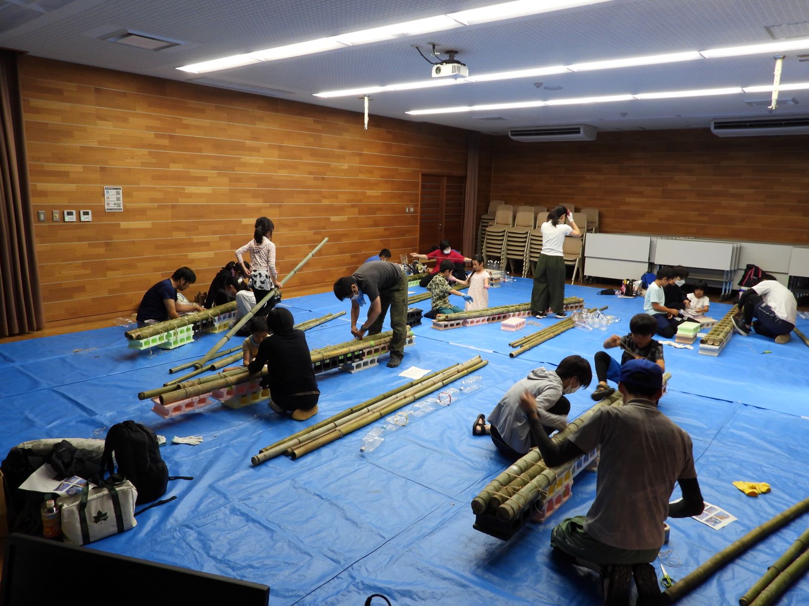 手作りイカダでアメンボ体験、実施したよ！