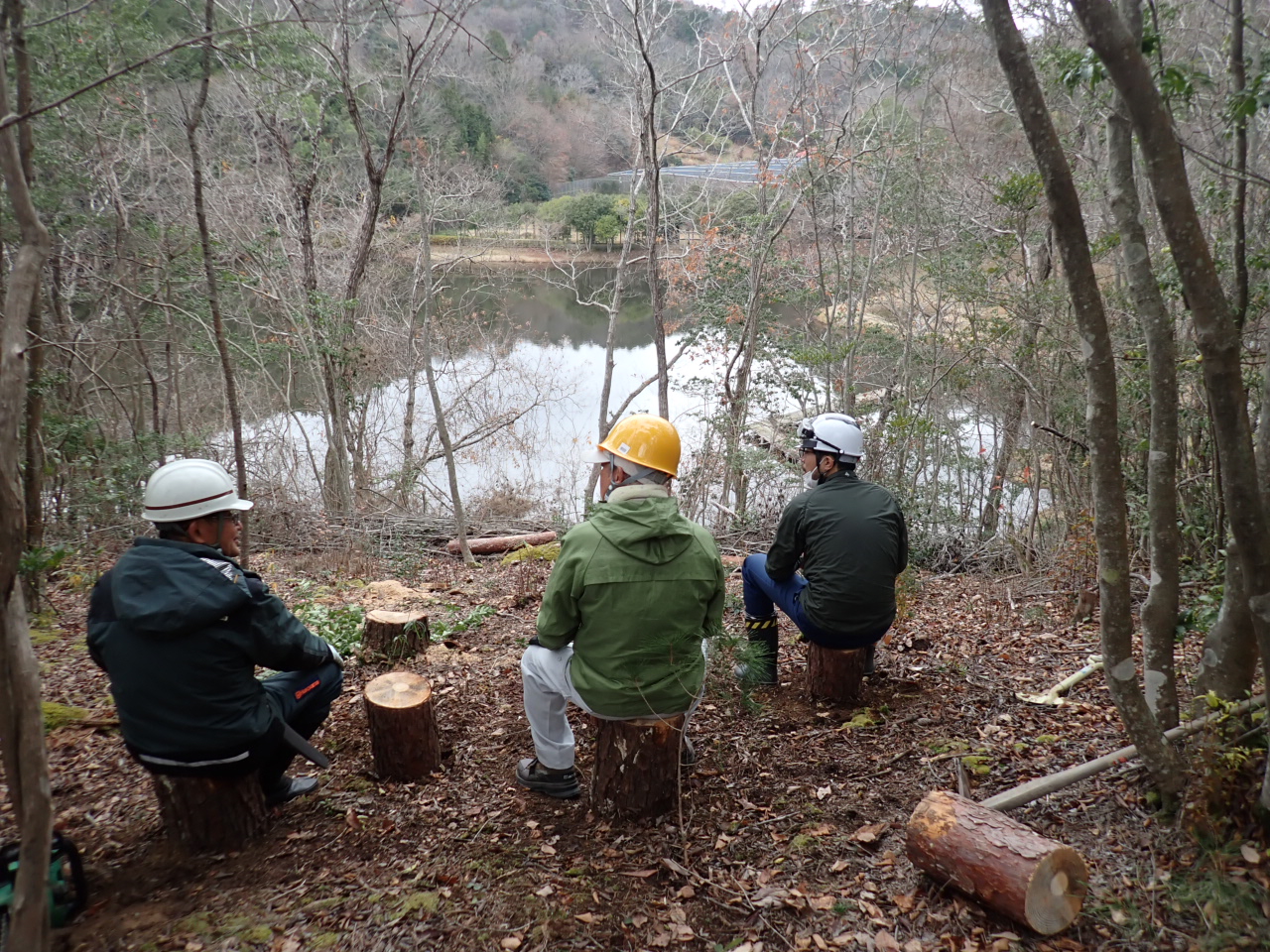 整備中の新しい広場で作業を行いました！