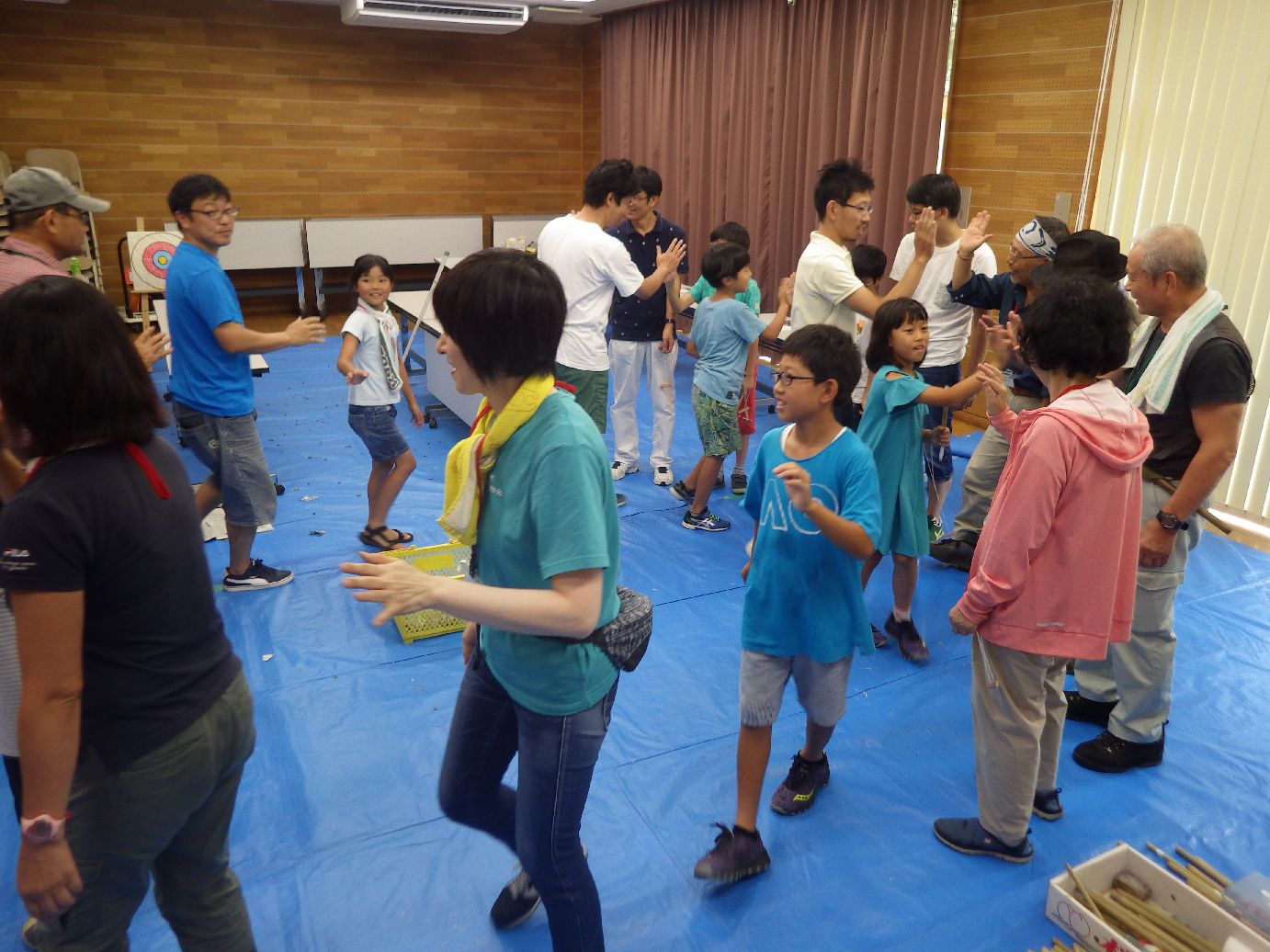 いざ出陣!紙でっぽう隊!