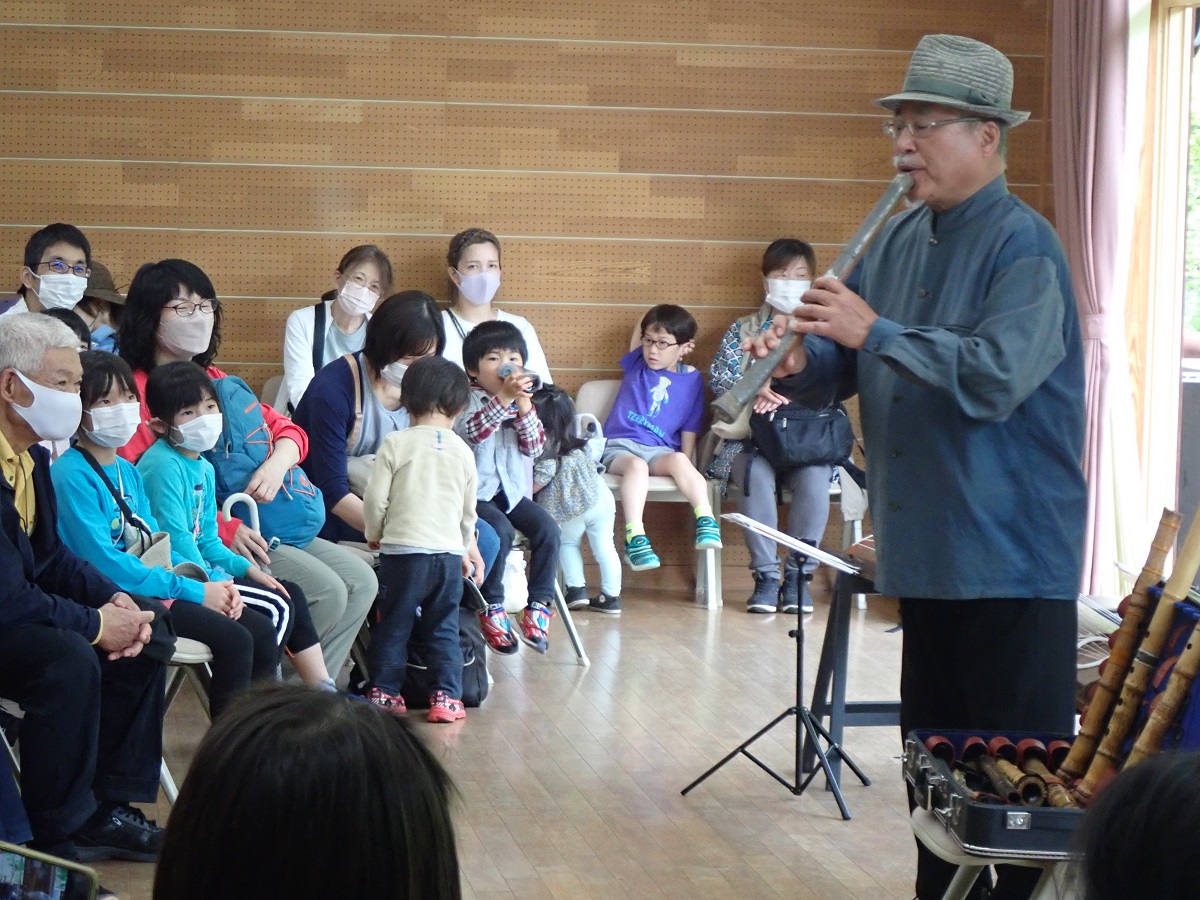 森の中の音楽会