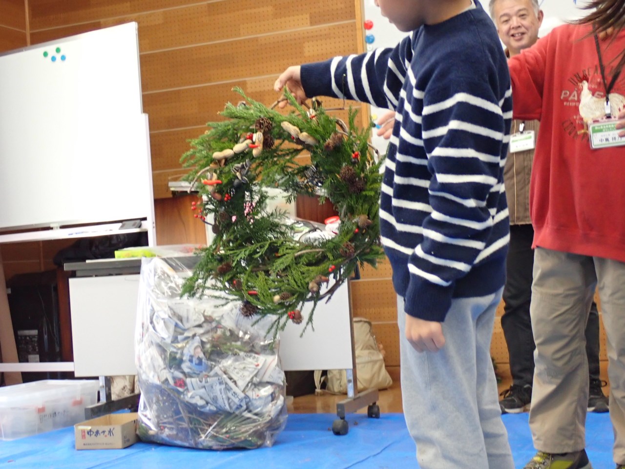 体験イベント「クリスマスリース作り」