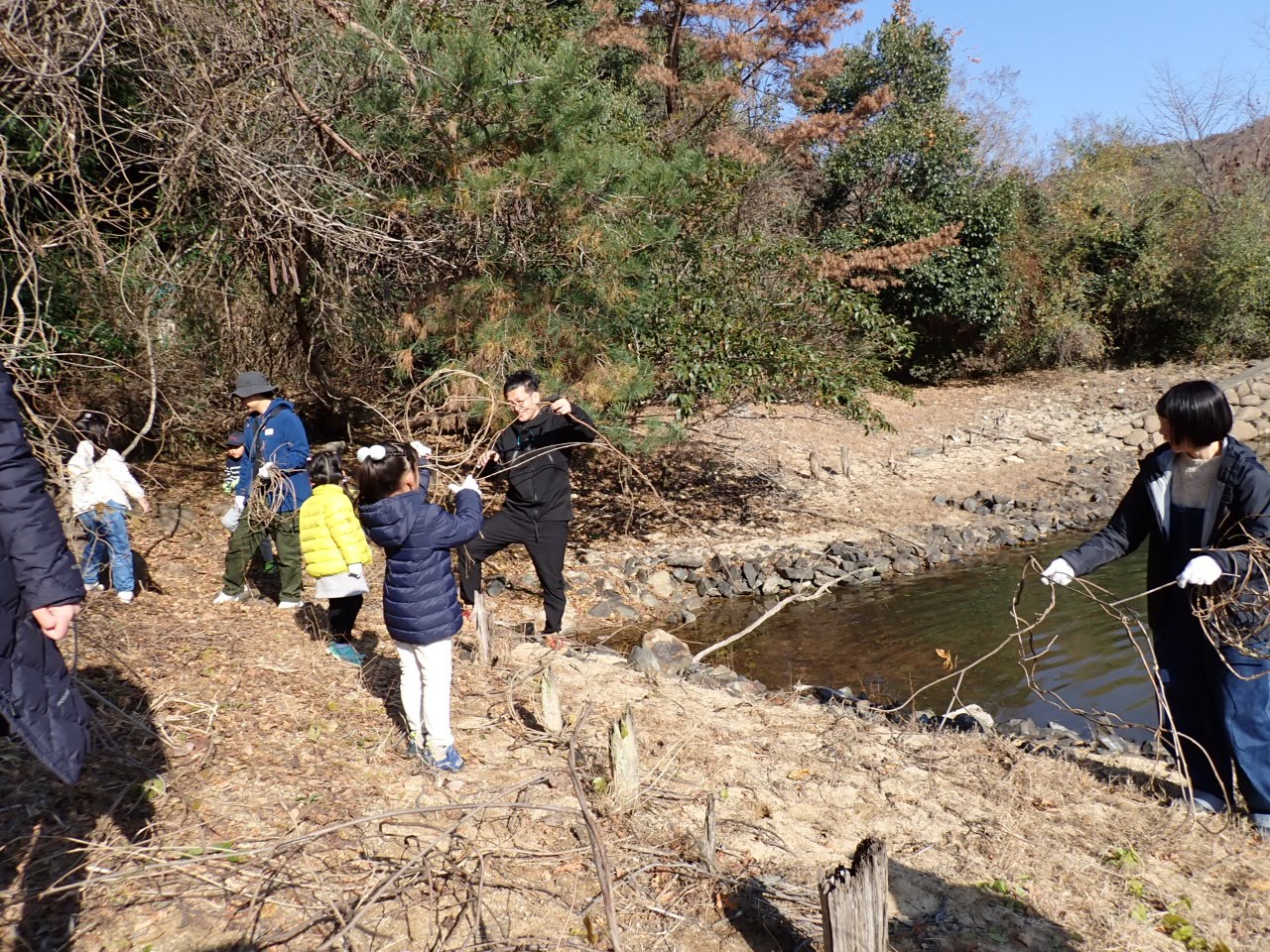 体験イベント「クリスマスリース作り」