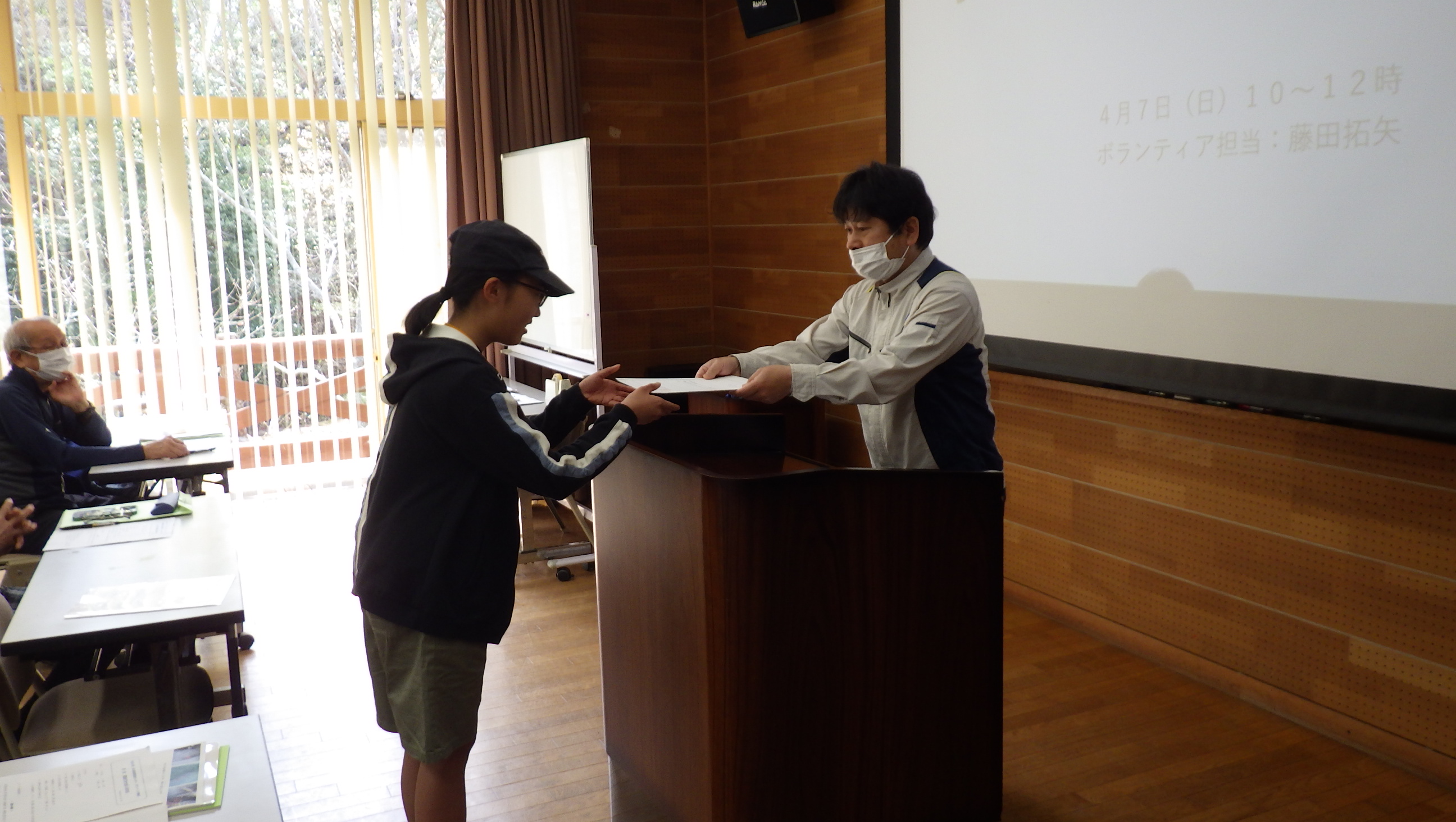僕が見つけた岡山の生きもの企画展トークショー及びボランティア研修会