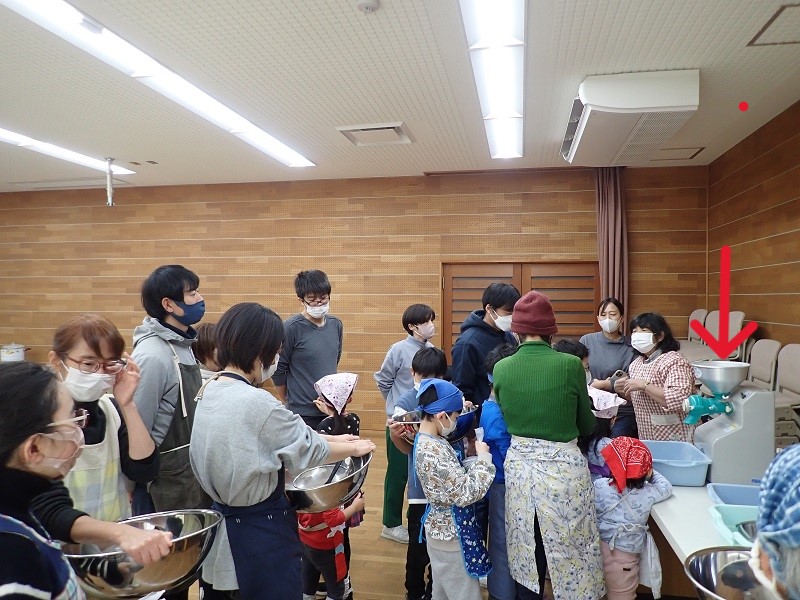 ソバを挽いて打って、食べる