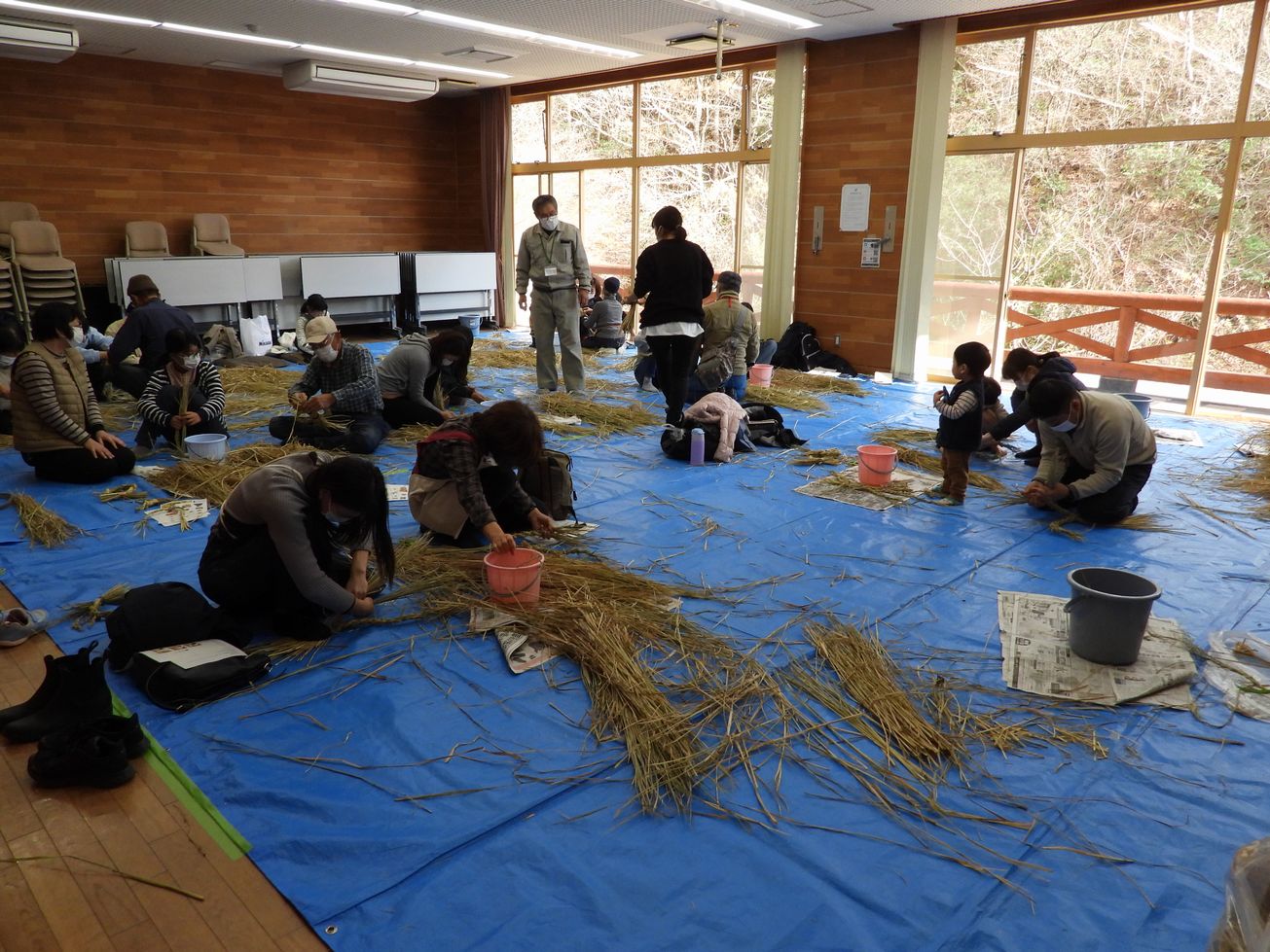 満喫自然体験「しめなわづくり」