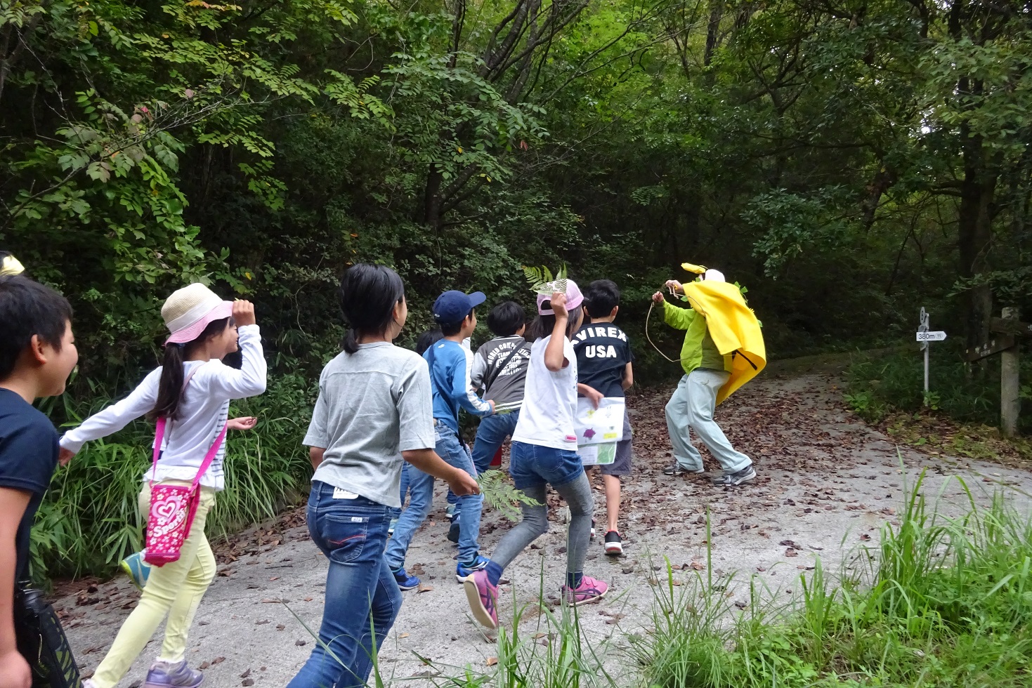 「悪の皇帝からセンターを守れ」やったぜ!